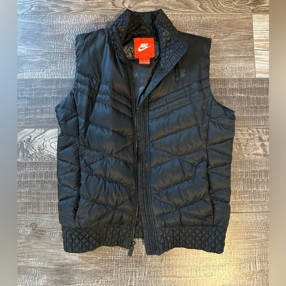 Nike Puffer Vest Gathered Waist Women’s Size Medium
